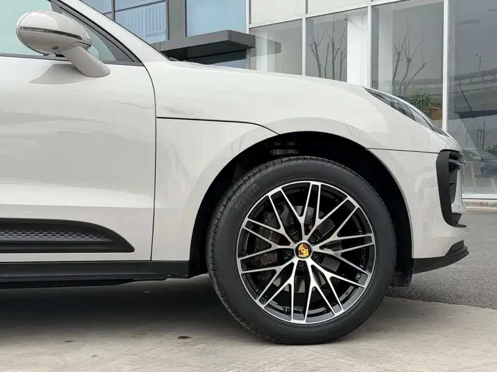 Porsche Macan — фото 4