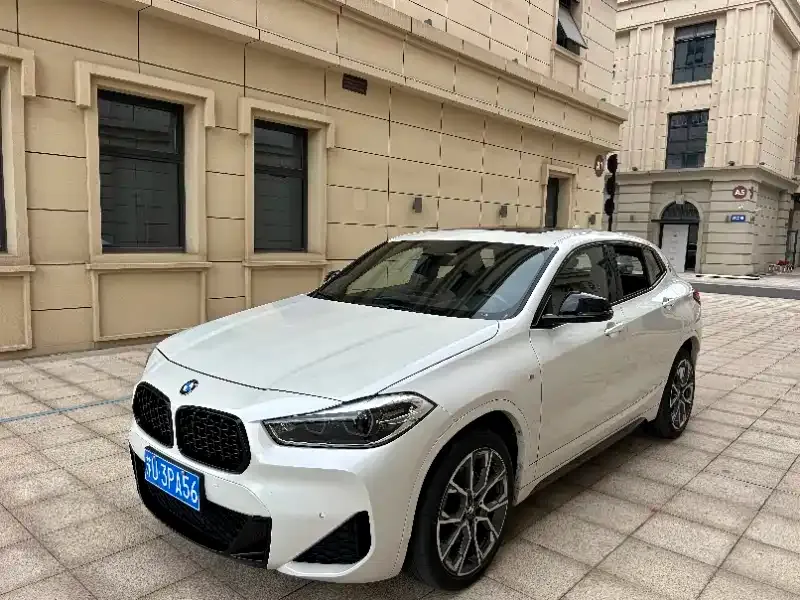 BMW X2 — фото 1