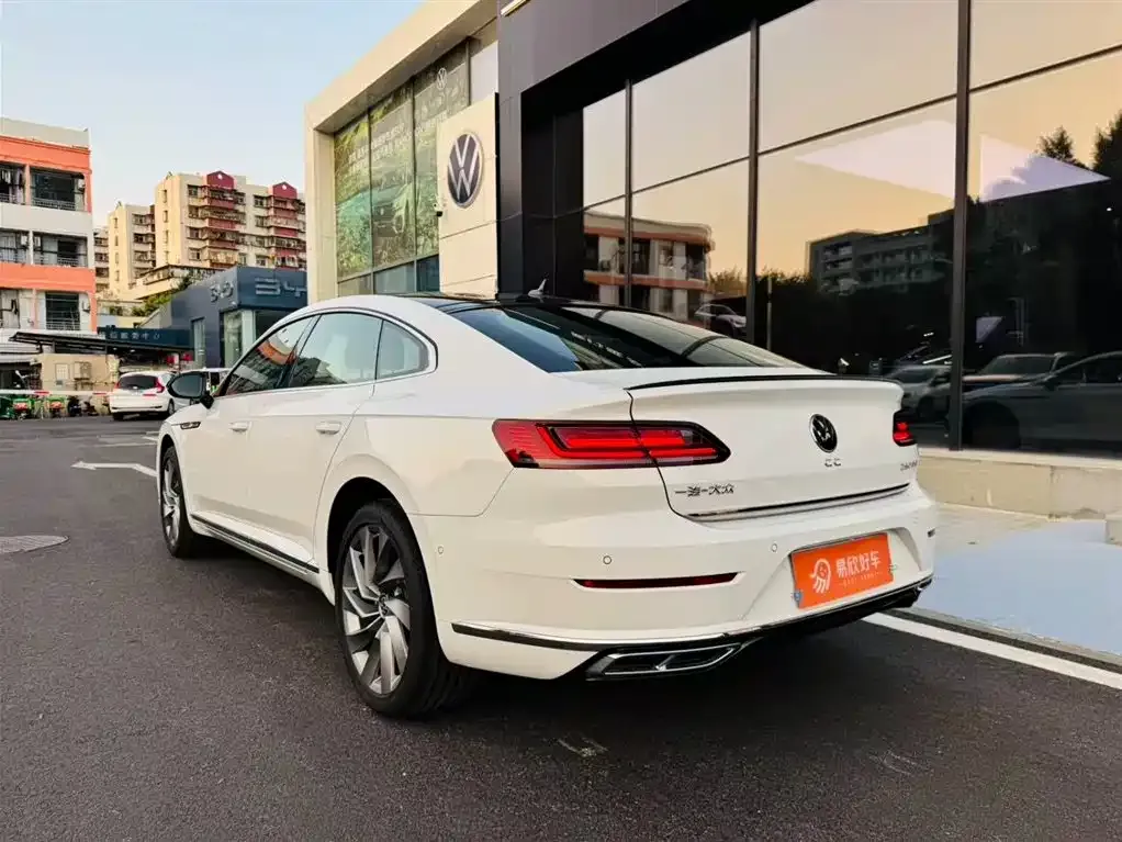 Volkswagen CC — фото 9
