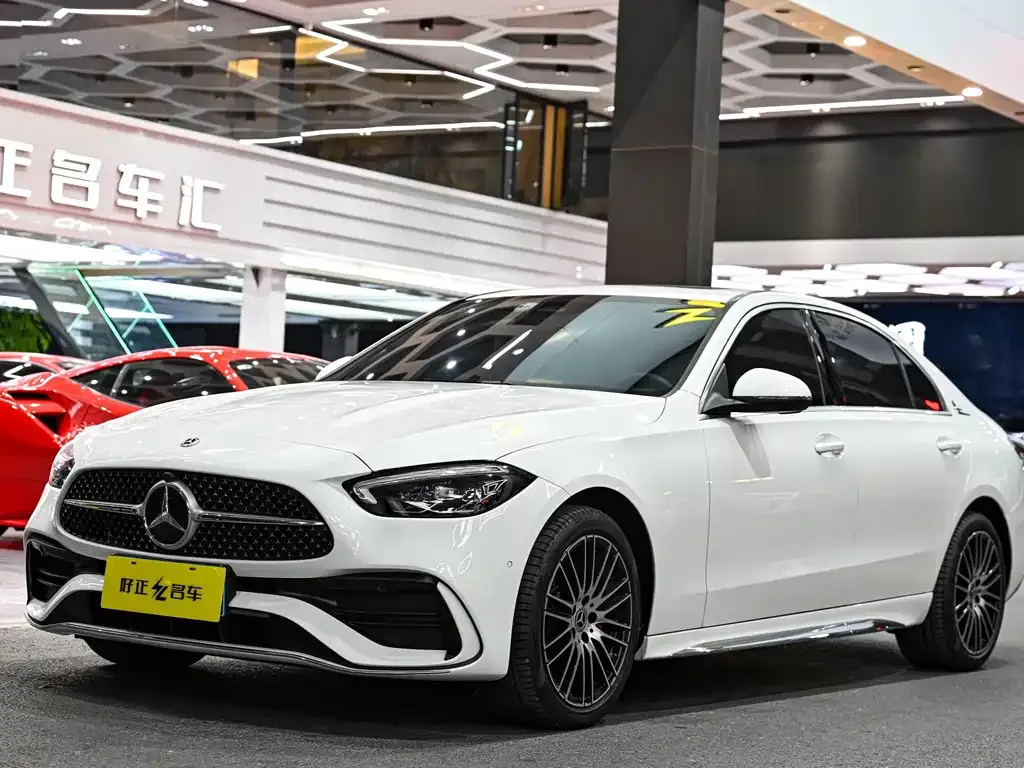 Mercedes-Benz C-Class — фото 1