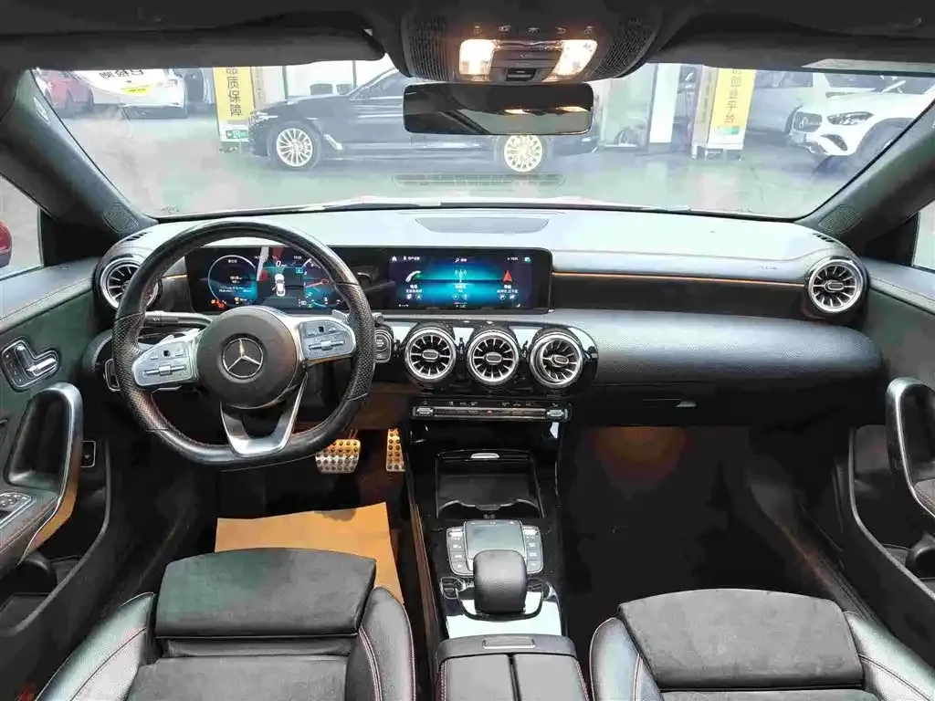 Mercedes-Benz CLA (Import) — фото 10
