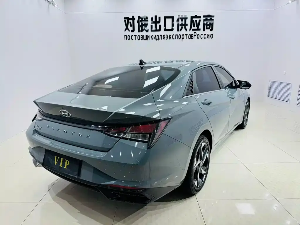 Hyundai Elantra — фото 6