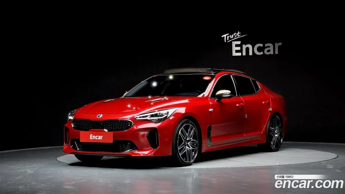 Kia Stinger — фото 1