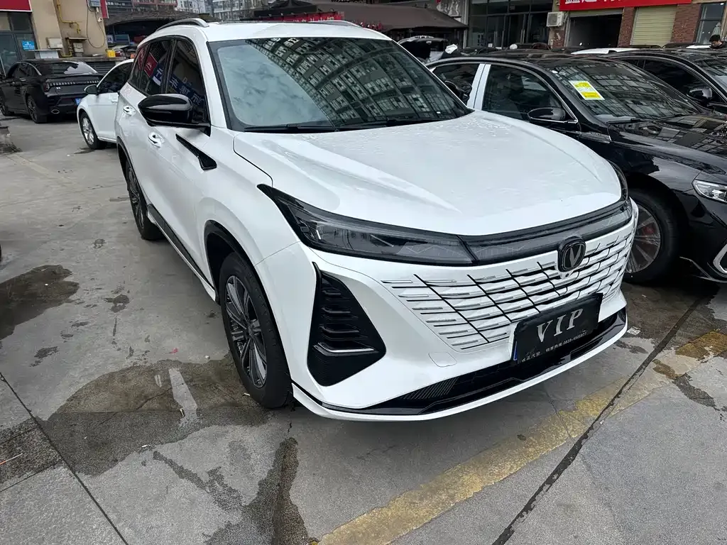 Changan CS75PLUS — фото 6