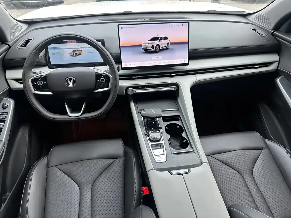 Changan CS75PLUS — фото 2