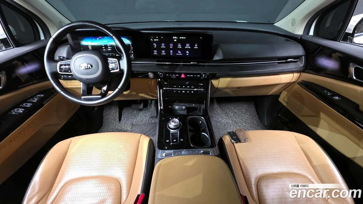Kia Carnival — фото 9