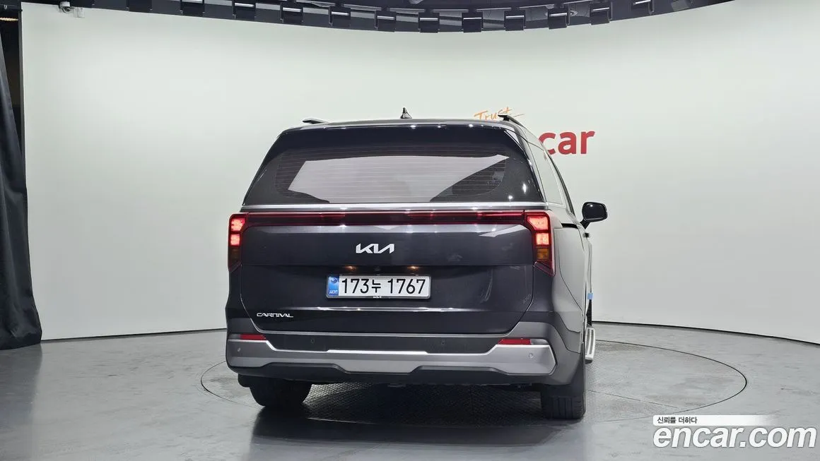 Kia Carnival — фото 2