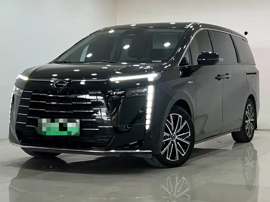 GAC Motor E8 Hybrid — фото 1