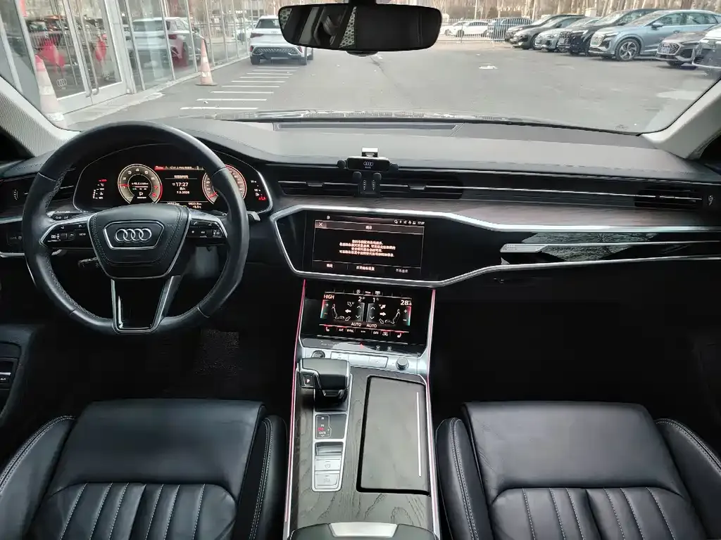 Audi A6L — фото 2