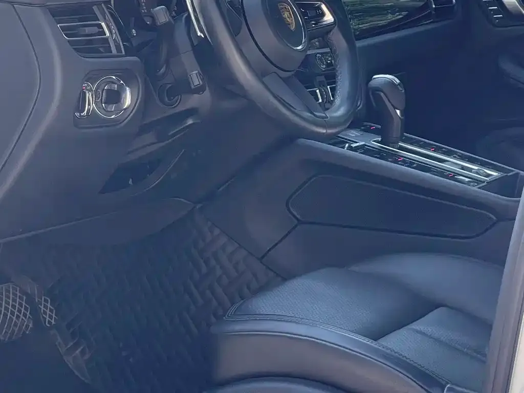 Porsche Macan — фото 2