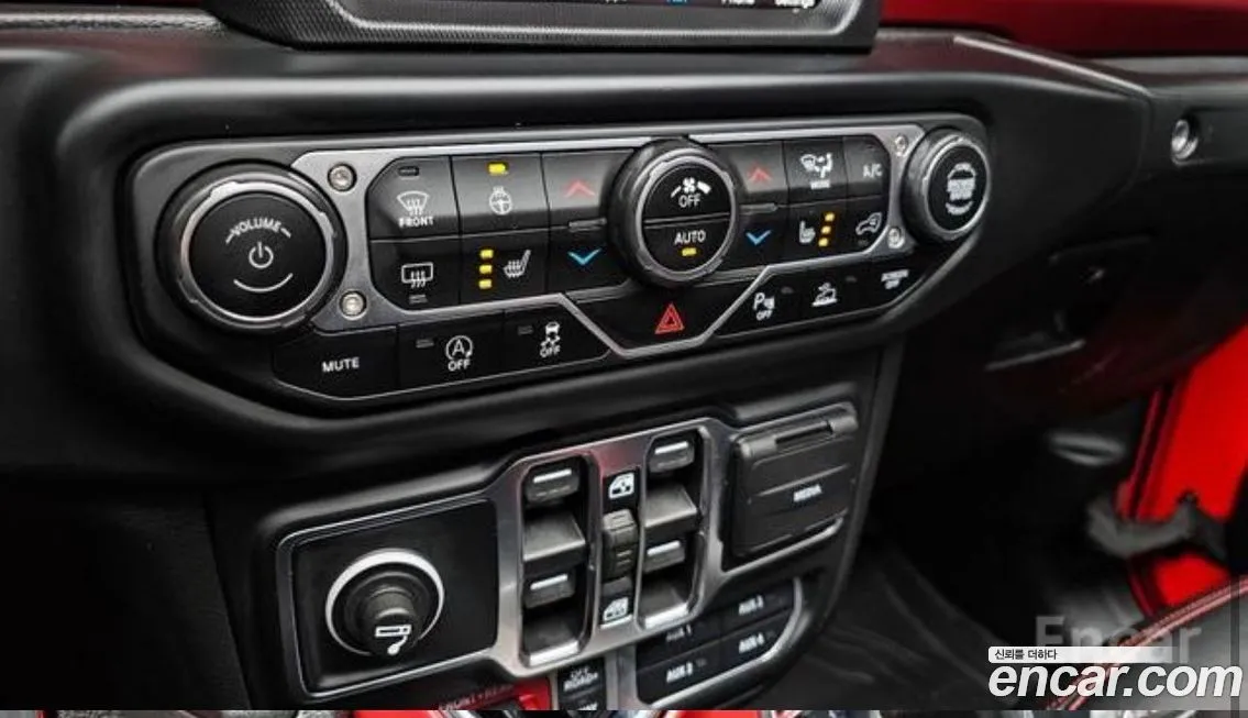 Jeep Wrangler — фото 5