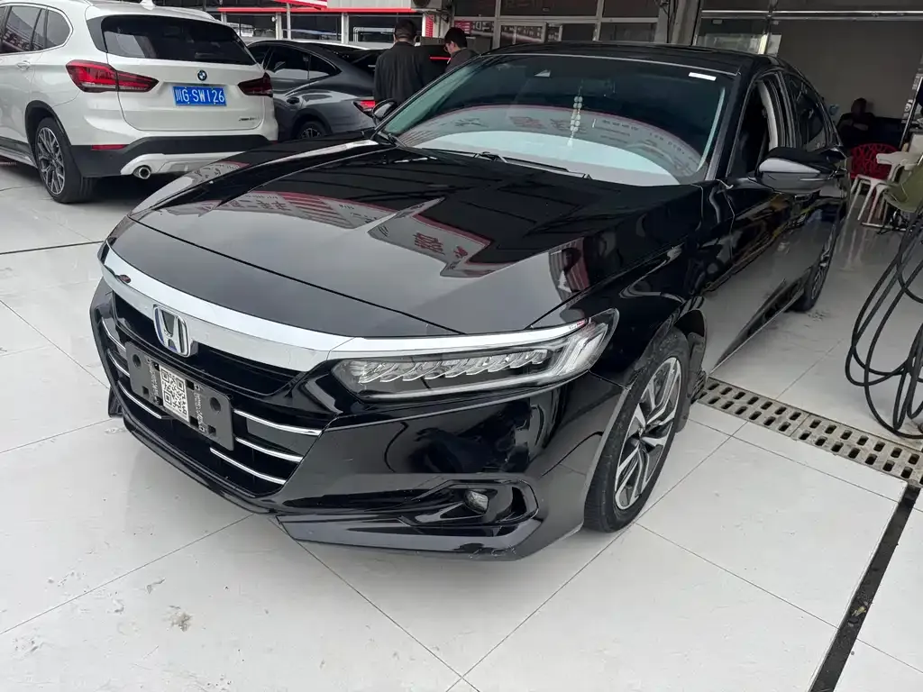 Honda Accord — фото 6