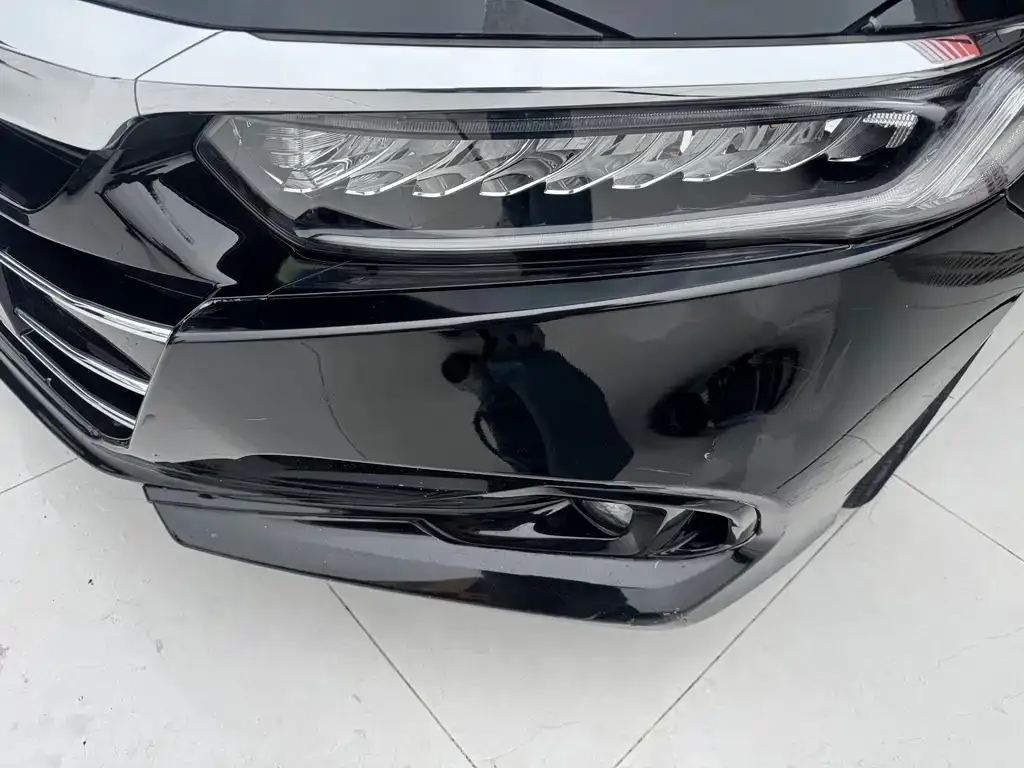Honda Accord — фото 10