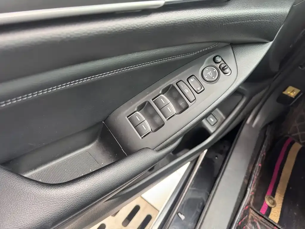 Honda Accord — фото 8