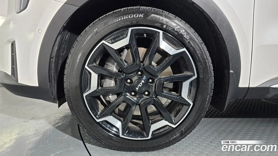 Kia Sorento — фото 8