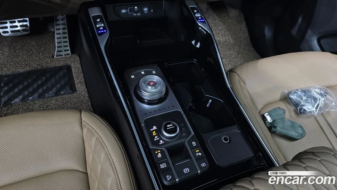Kia Sorento — фото 10