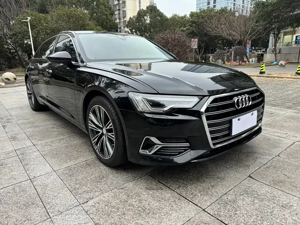 Audi A6L — фото 6