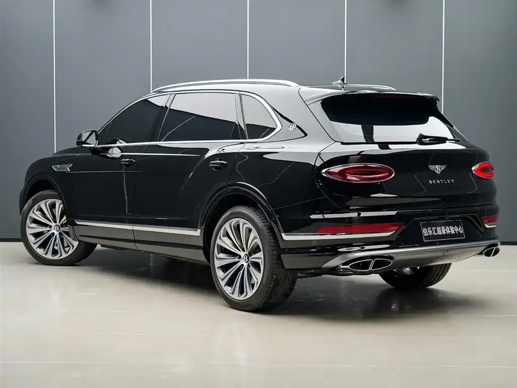 Bentley Bentayga — фото 5