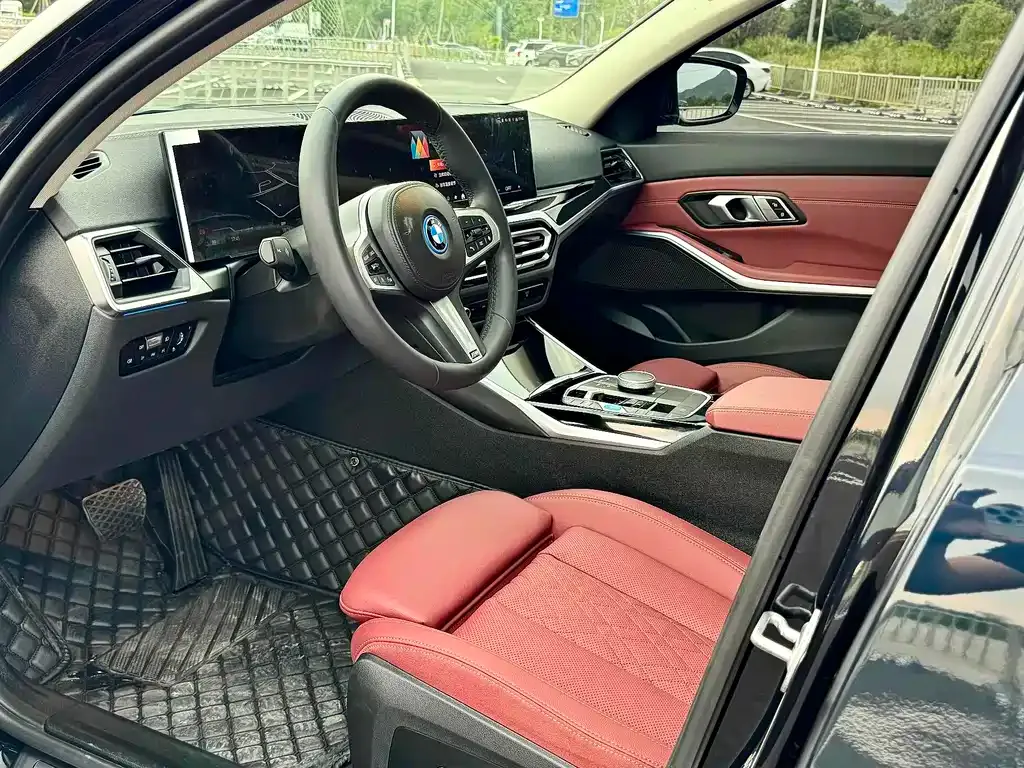 BMW i3 — фото 10