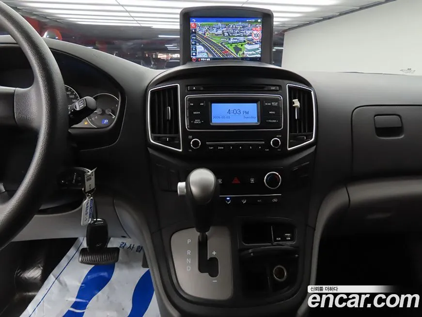 Hyundai Starex — фото 10