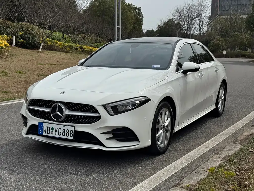 Mercedes-Benz A-Class — фото 1