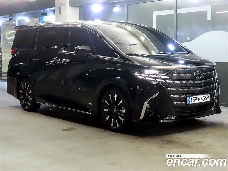 Toyota Alphard — фото 3