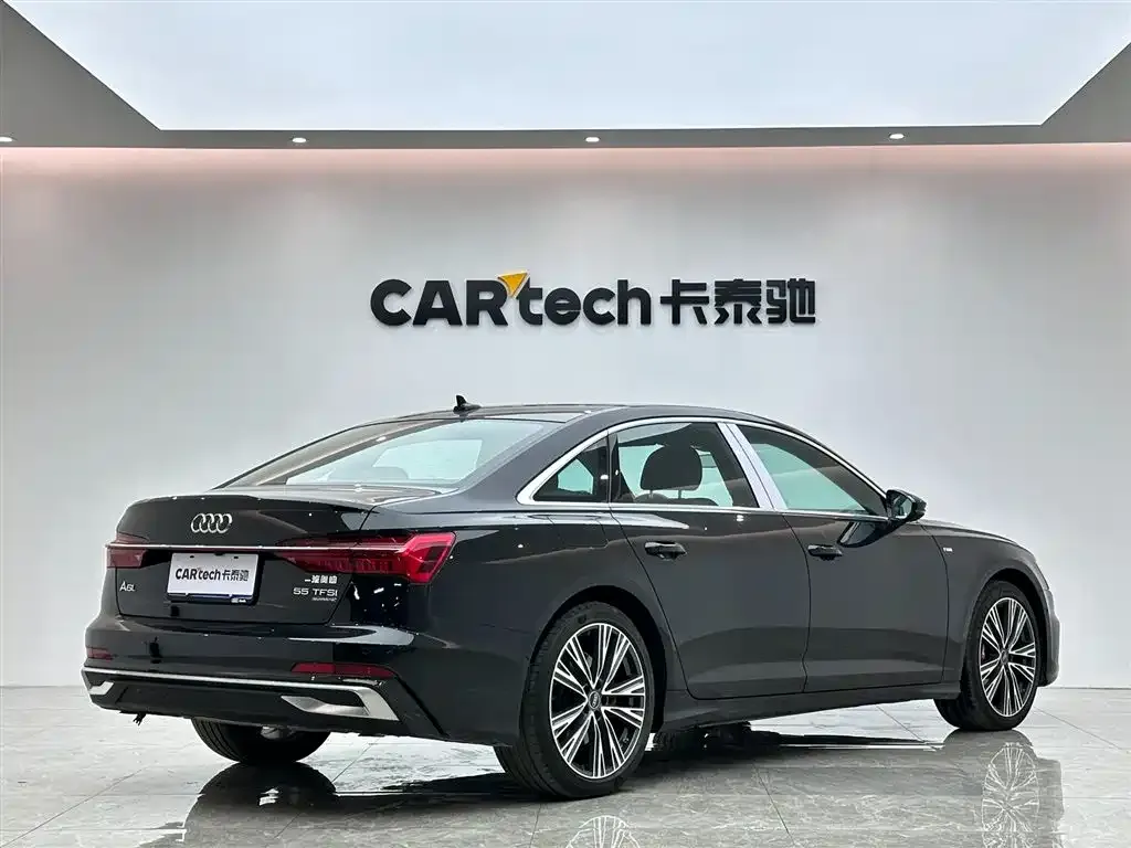 Audi A6L — фото 9