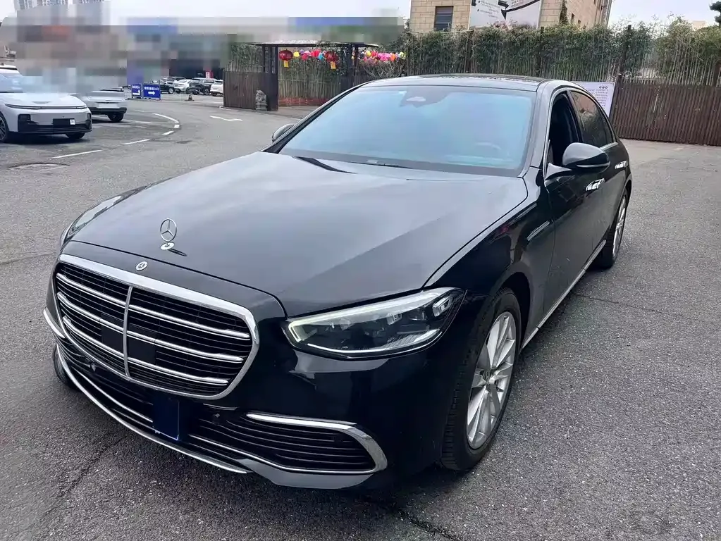 Mercedes-Benz S-Class — фото 1