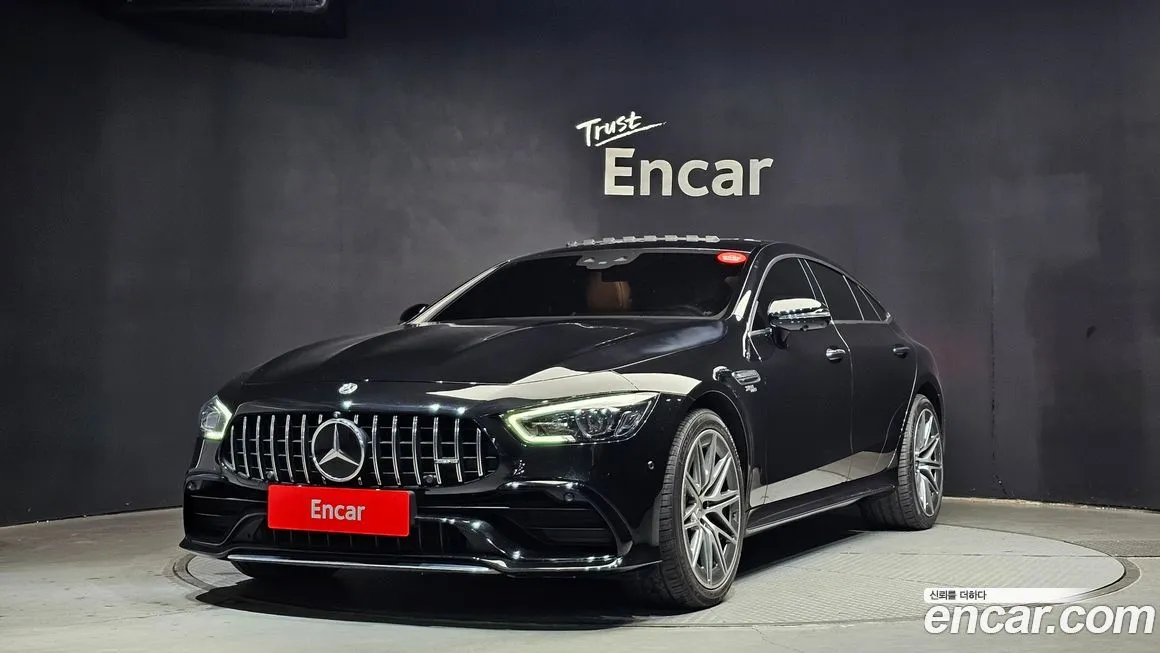 Mercedes-Benz AMG GT — фото 1