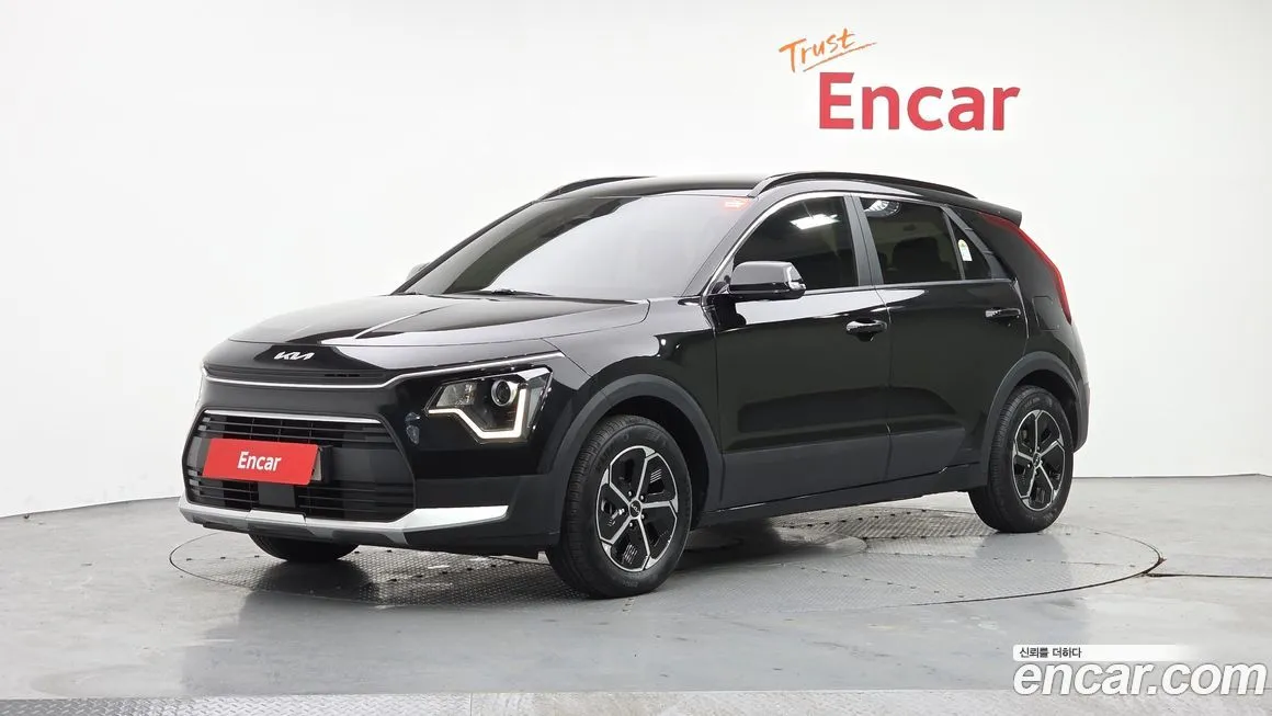 Kia Niro — фото 1