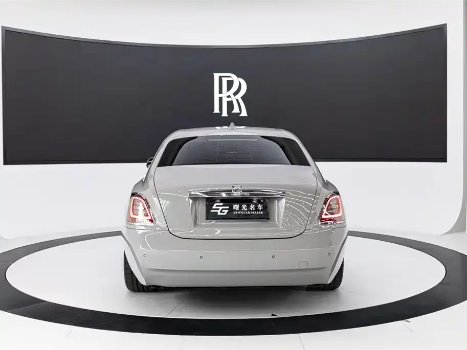 Rolls-Royce Ghost — фото 3