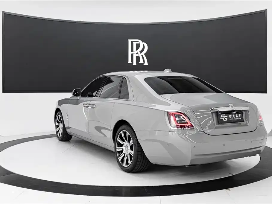 Rolls-Royce Ghost — фото 6