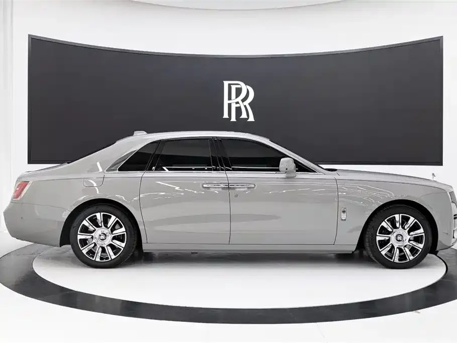 Rolls-Royce Ghost — фото 5