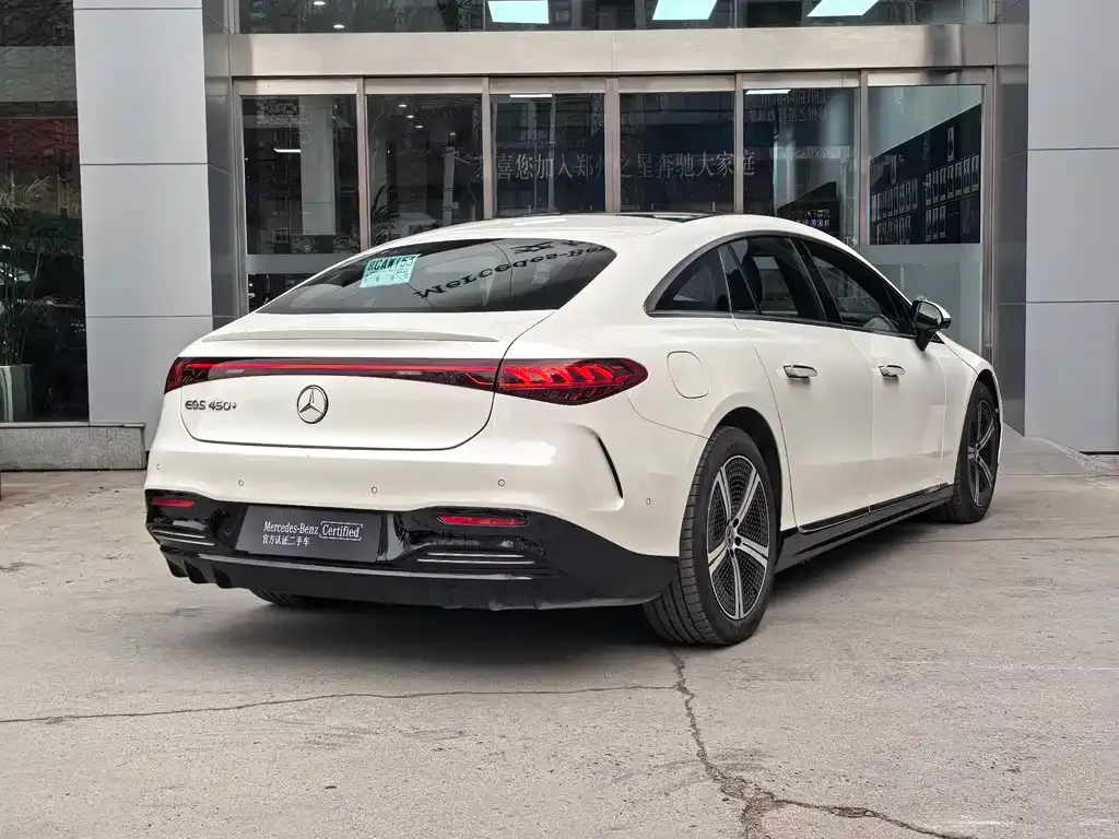 Mercedes-Benz EQS — фото 10