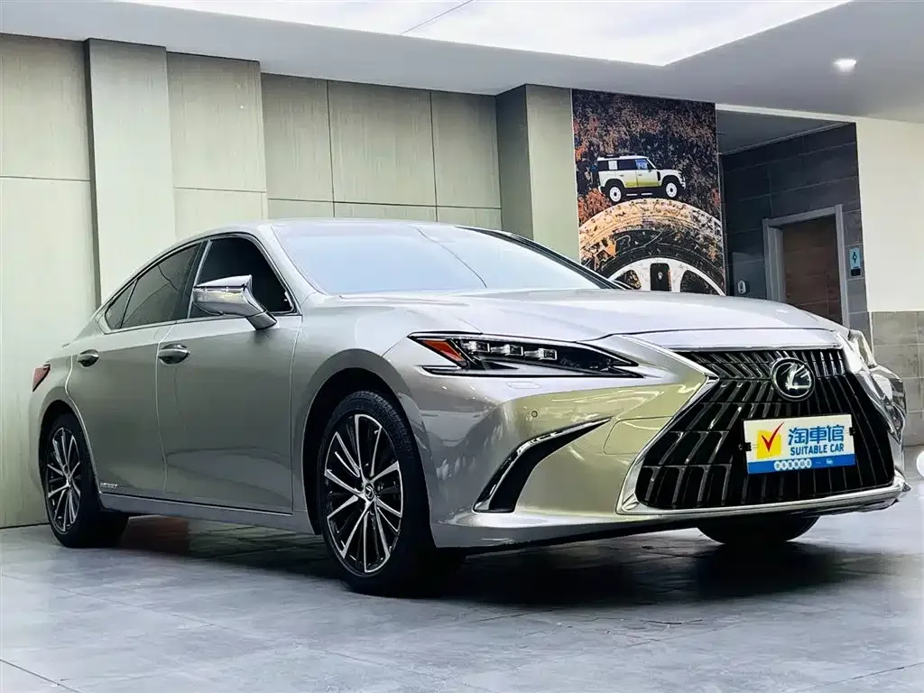 Lexus ES — фото 7