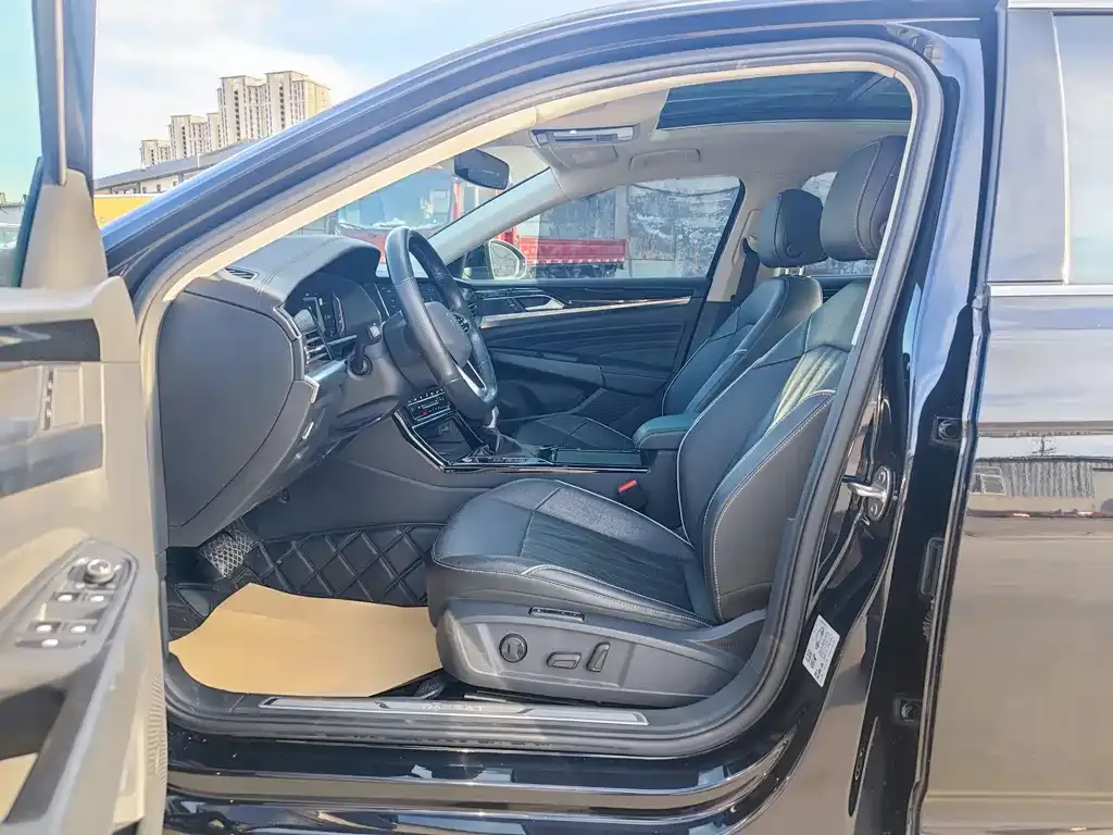 Volkswagen Passat — фото 8