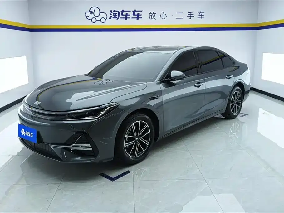 Geely 银河A7 — фото 1