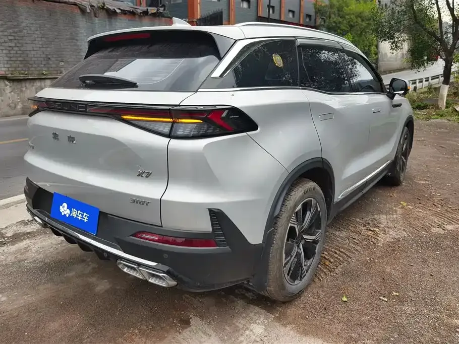 BAIC X7 — фото 5