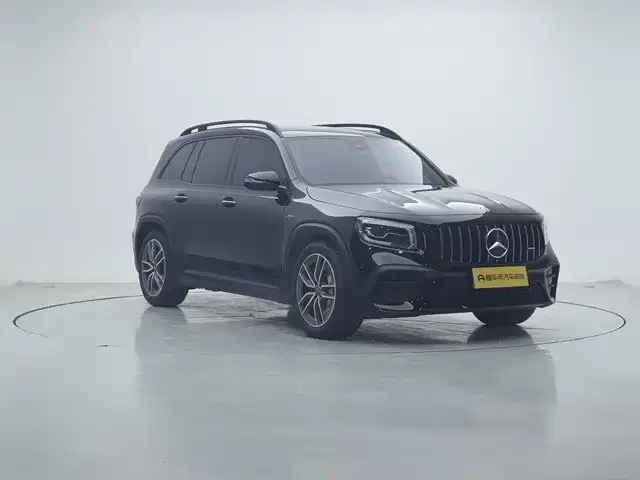 Mercedes-Benz GLB AMG — фото 9