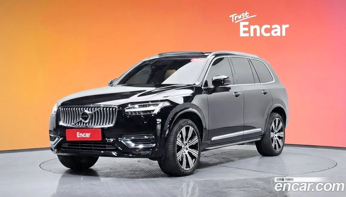 Volvo XC90 — фото 1