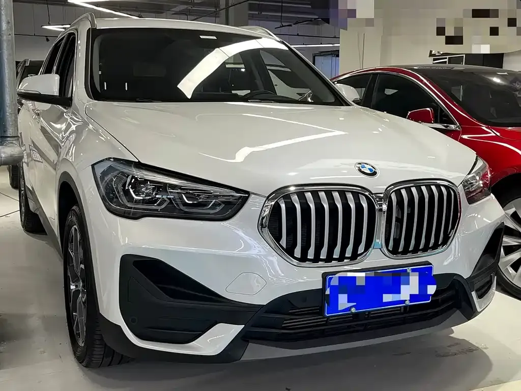 BMW X1 — фото 9