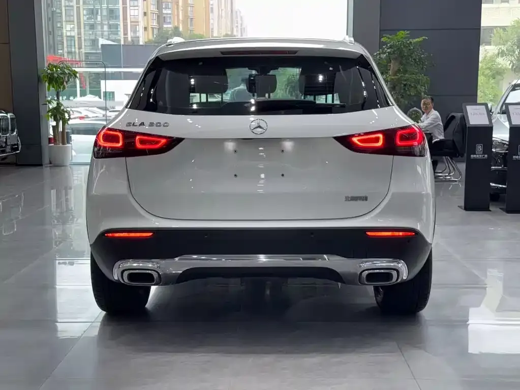 Mercedes-Benz GLA — фото 4