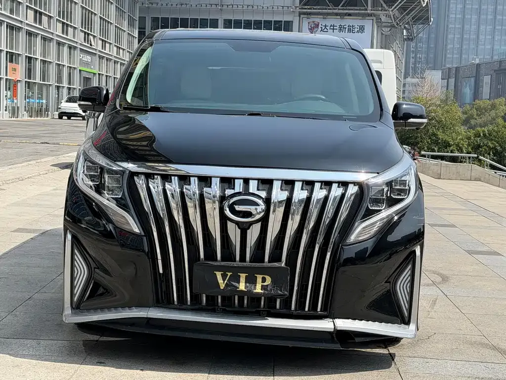 GAC Motor Trumpchi M8 — фото 1