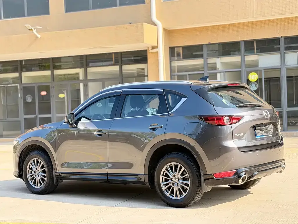 Mazda CX-5 — фото 10
