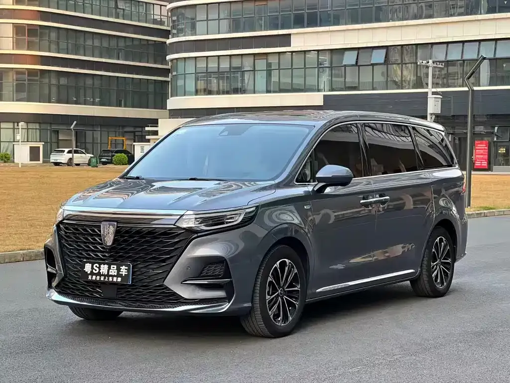 Roewe iMAX8 — фото 1
