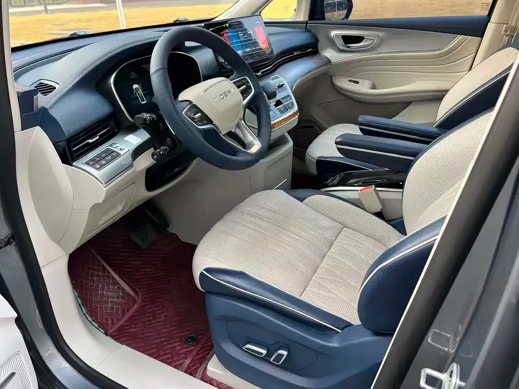 Roewe iMAX8 — фото 9