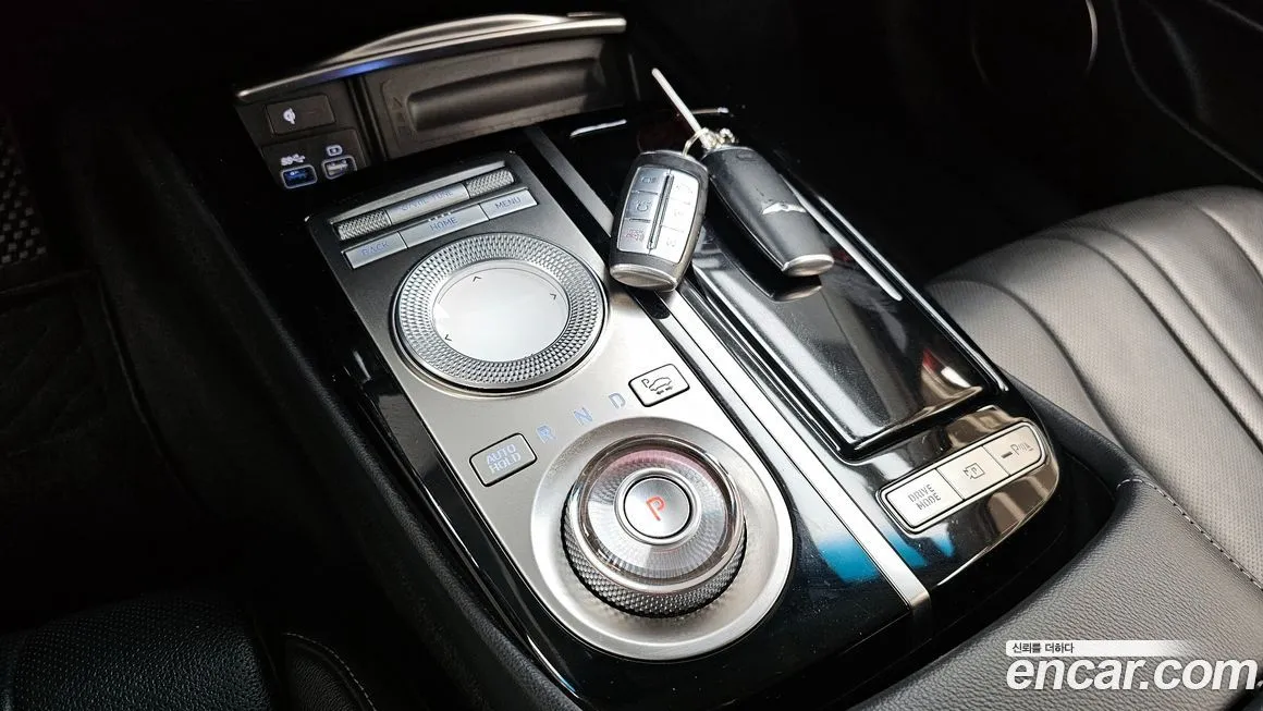 Genesis G80 — фото 10