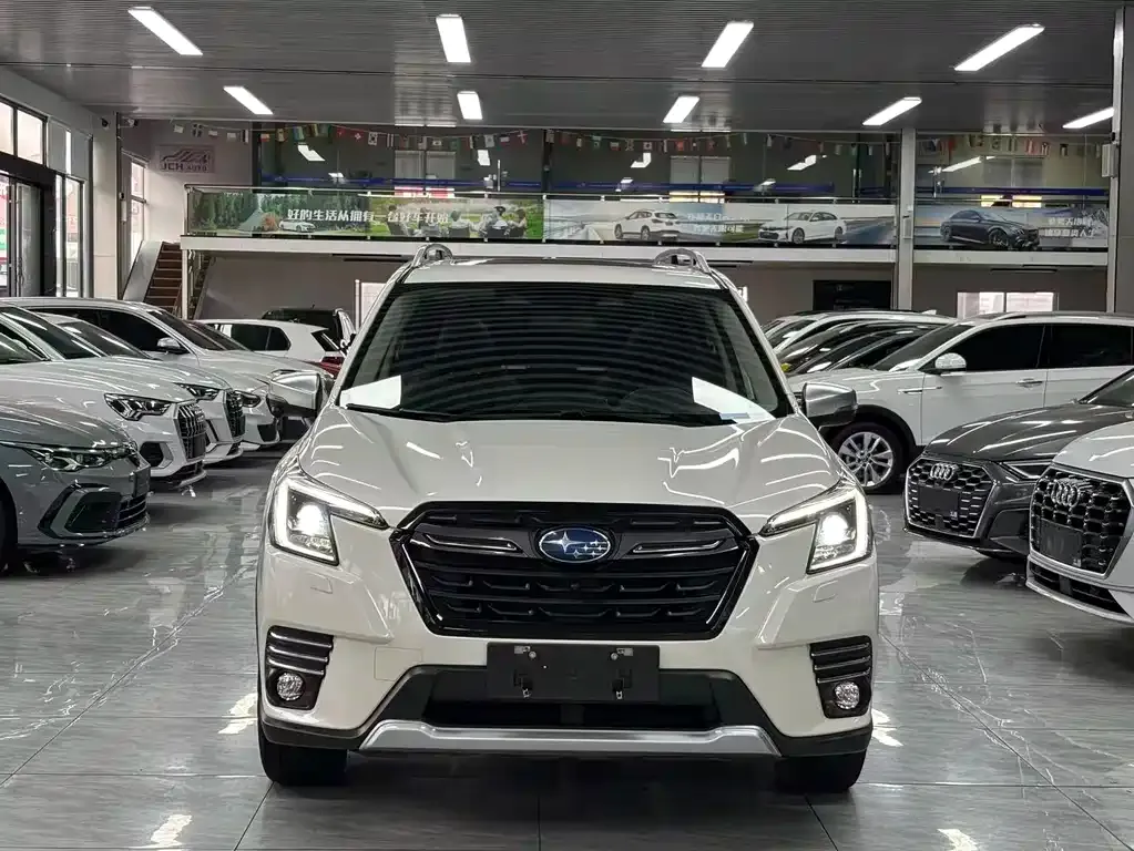 Subaru Forester — фото 6