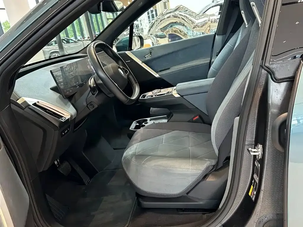 BMW iX — фото 10