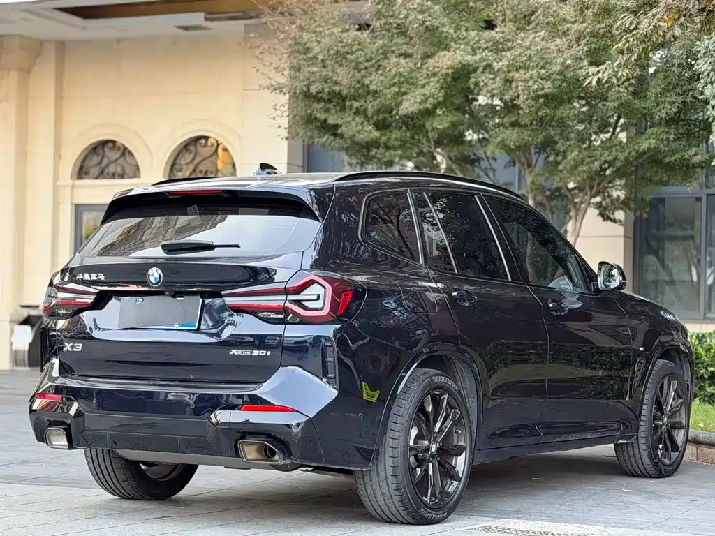BMW X3 — фото 10